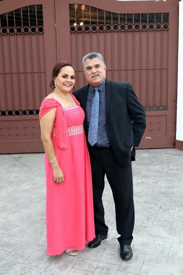Cristina Cruz y Héctor Cavazos