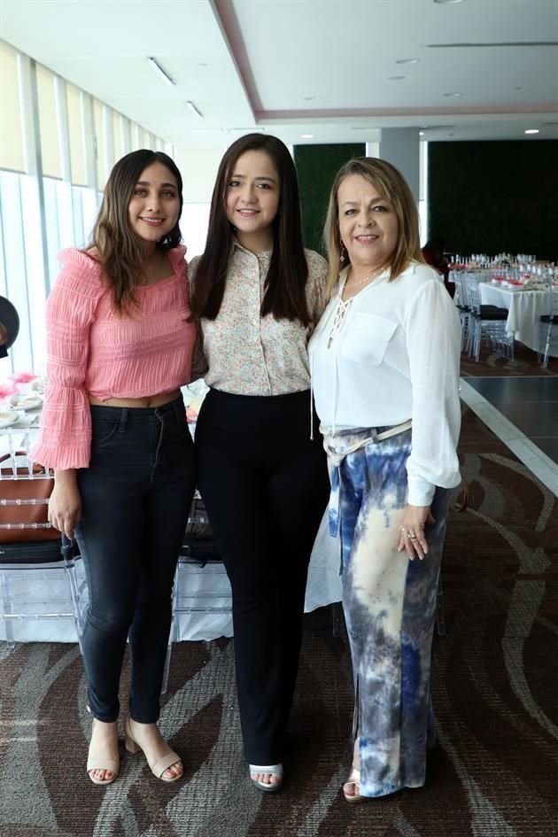 Isabel Jiménez, Diana Rodríguez y María Olvera