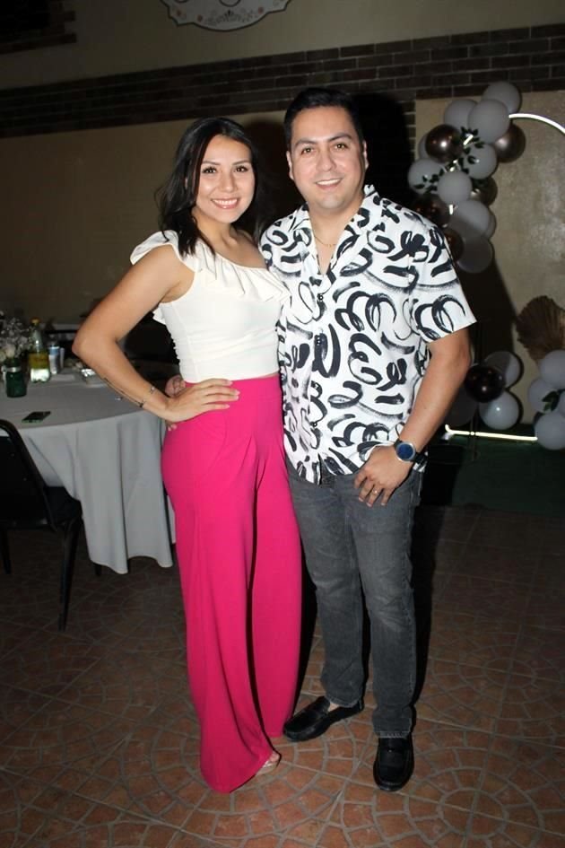 Denisse Reyes y Daniel Castillo