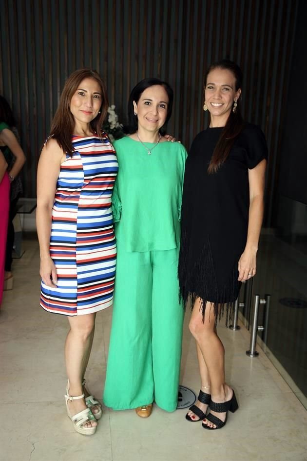 Irazema Huerta, Beatriz Hernández y Laura Leonard