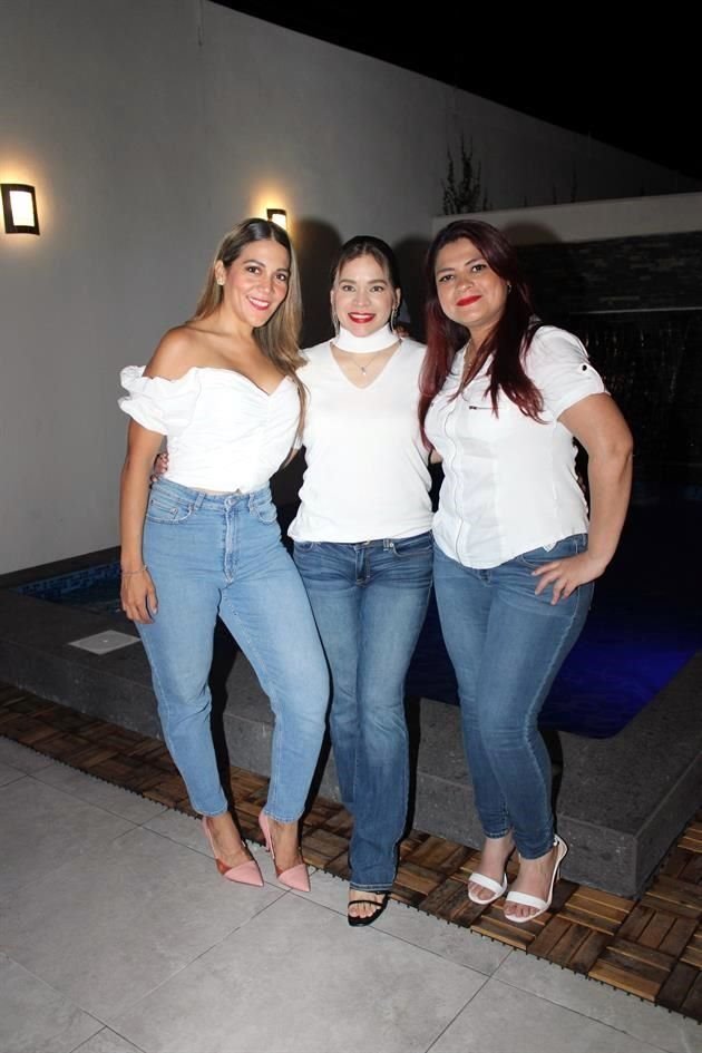 Esperanza Cervantes, Celeste Burgos y Wendy Rodríguez