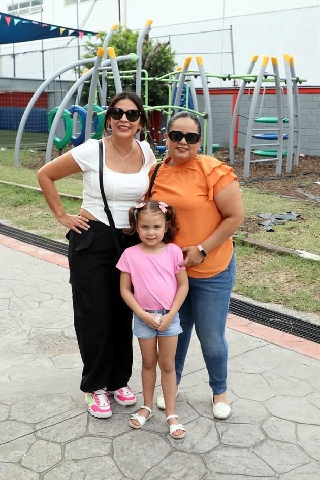 Rosy Barrera, Marcela Ramírez e Iliana López