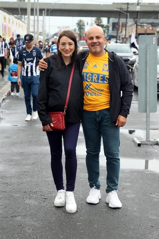 Lupita Castañeda y Chavo Sánchez