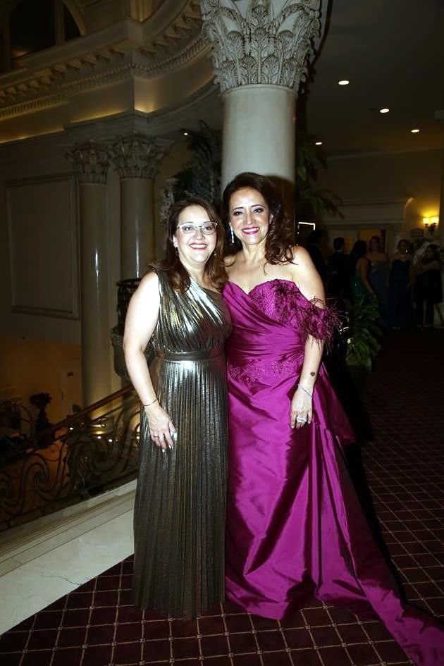 Pamela Rebollo Von Düben y Claudia Rebollo Von Düben