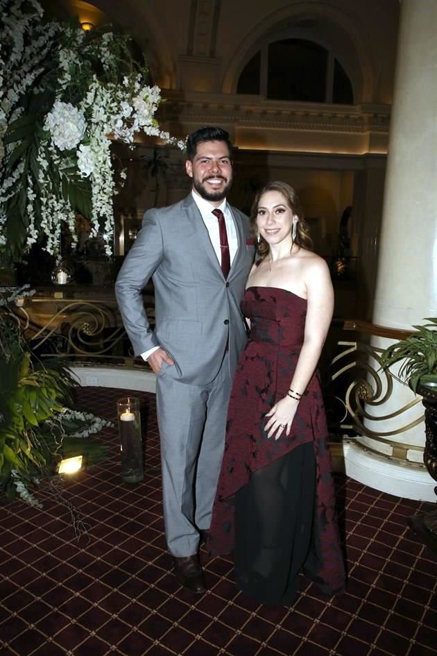 Juan Téllez y Valeria García