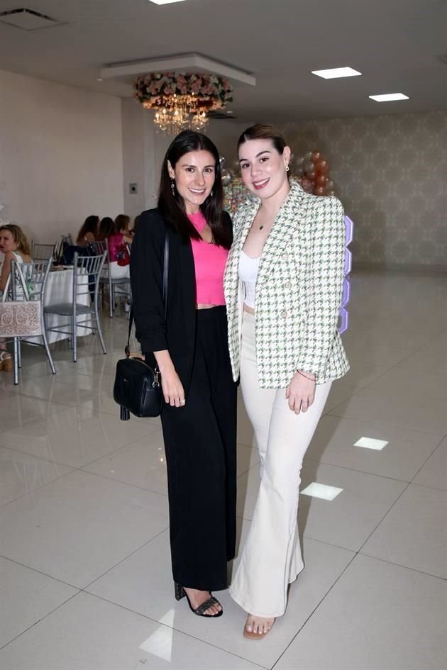 Adalia Segura y Valeria Garza