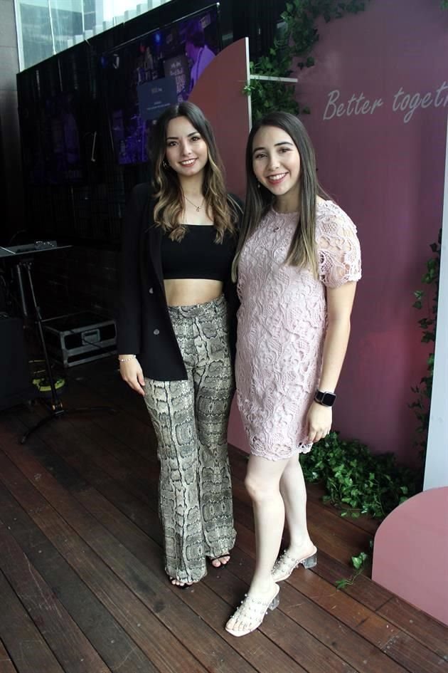 Mariel González y Paulina Álvarez