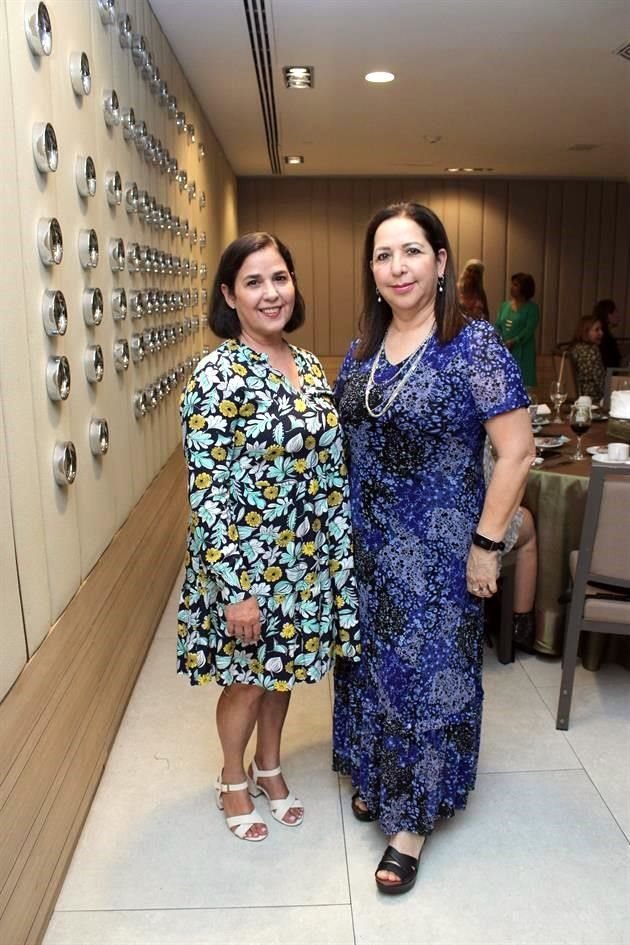Myriam Hinojosa de López y Paty Juárez