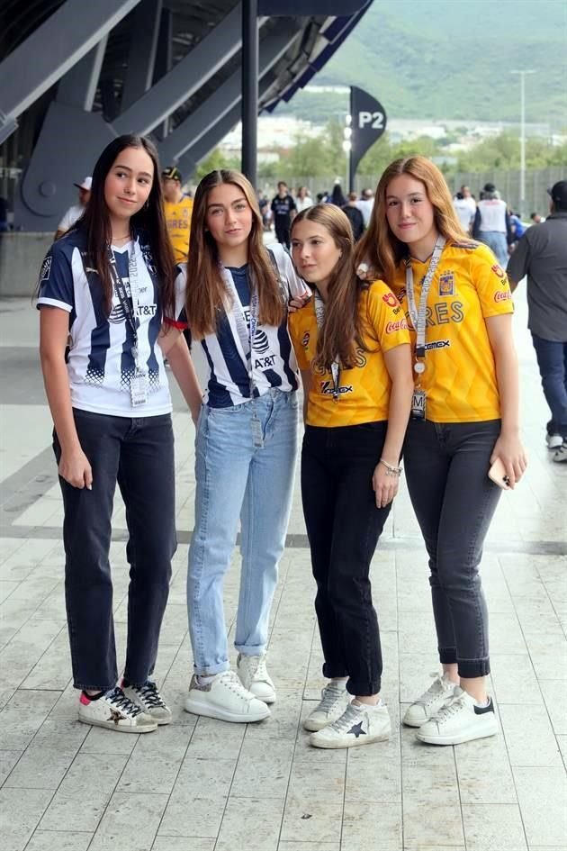 Valentina Montemayor, Isabella Elizondo, Gaby González y Paulina Cruz