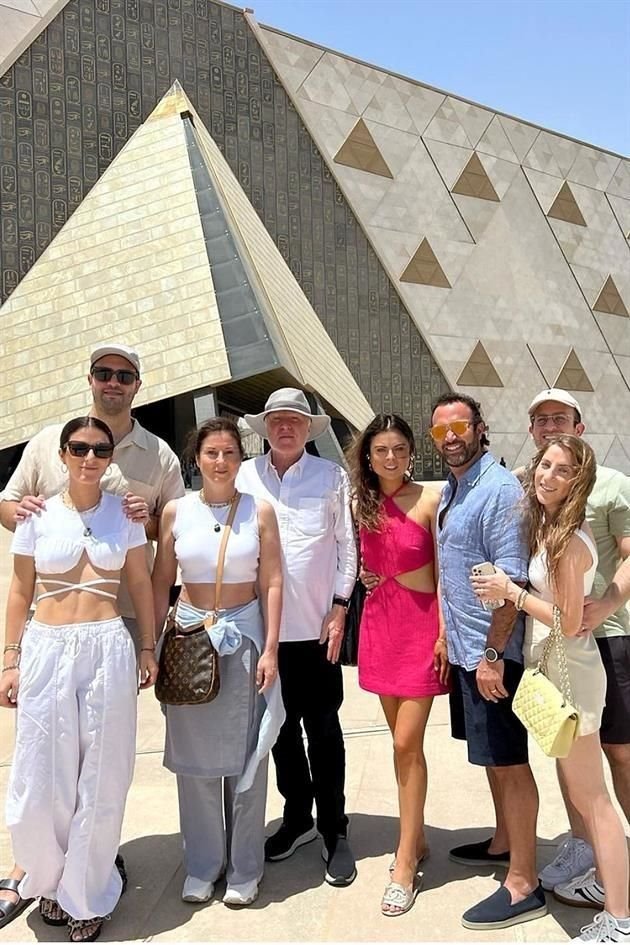 Unas vacaciones espectaculares son las que están disfrutando los integrantes de la familia Sandler Fascovich, pues se encuentran en Egipto.