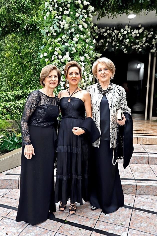 Anita Collado, Silvia Reyes de Treviño y Silvia Reyes