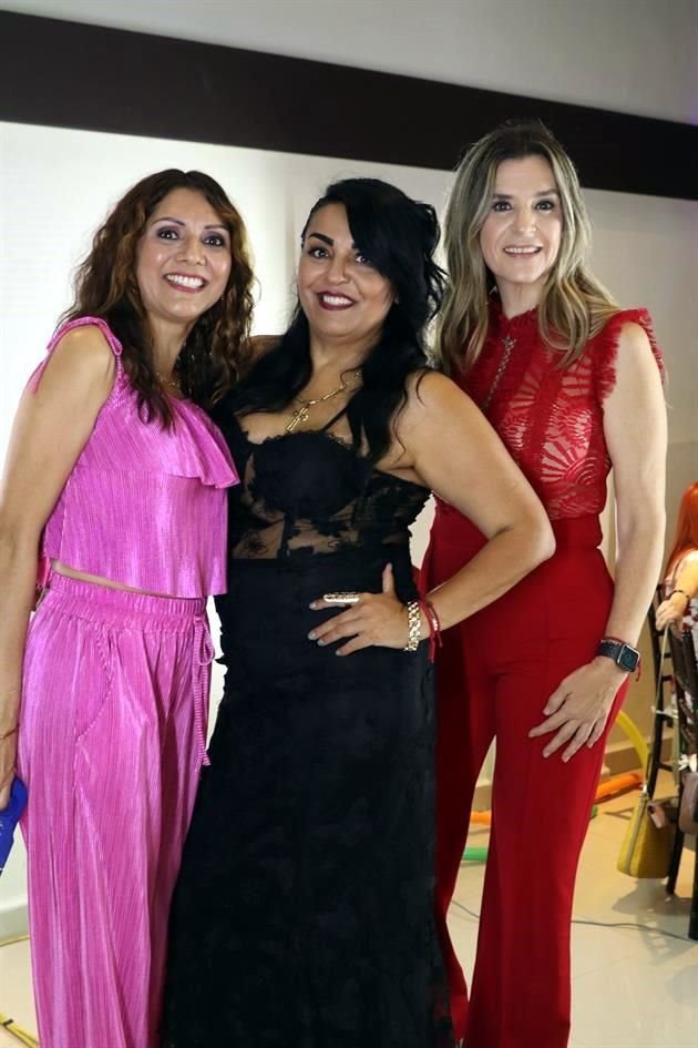 Nora Lara, Mayra Velázquez e Ileana Silva