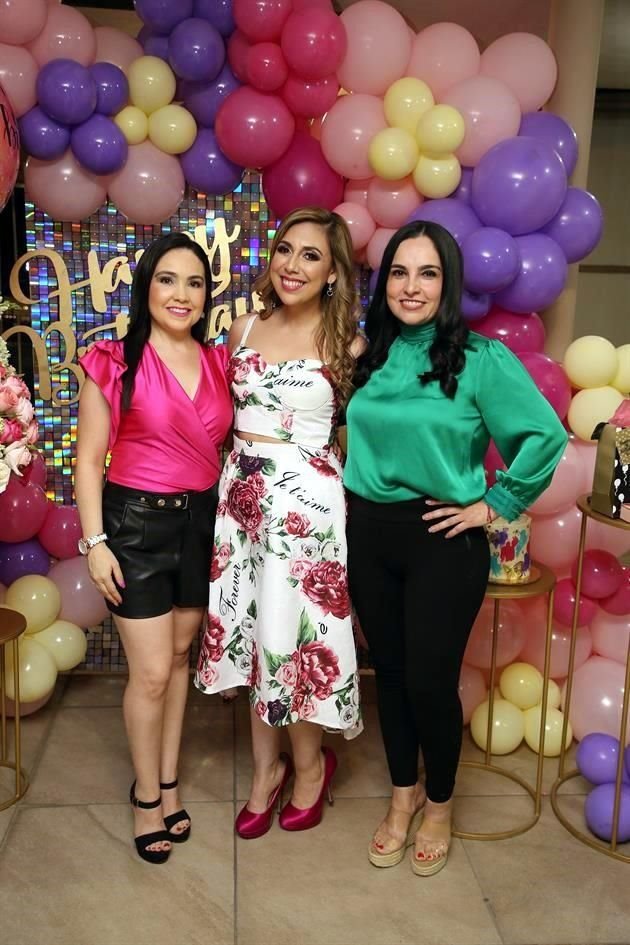 Adriana Martínez Rivera, Julieta Lozano y Rosy Reséndiz Valadez
