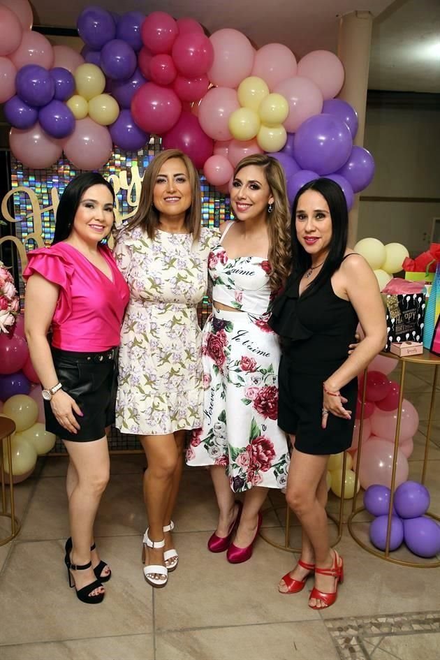 Adriana Martínez Rivera, Magda Fuentes, Julieta Lozano y Olga Torres