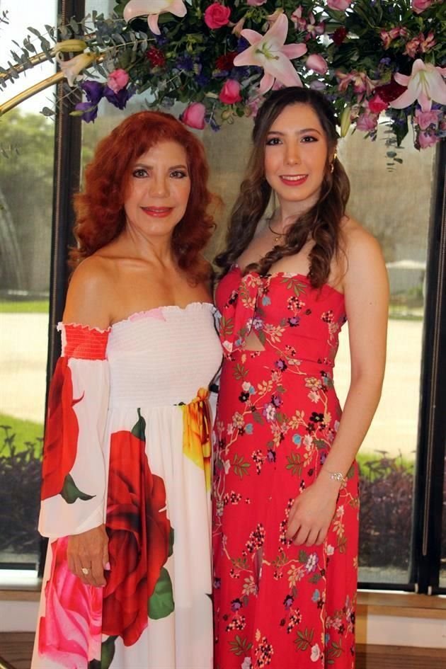 Claudia Cruz y Claudia Chávez