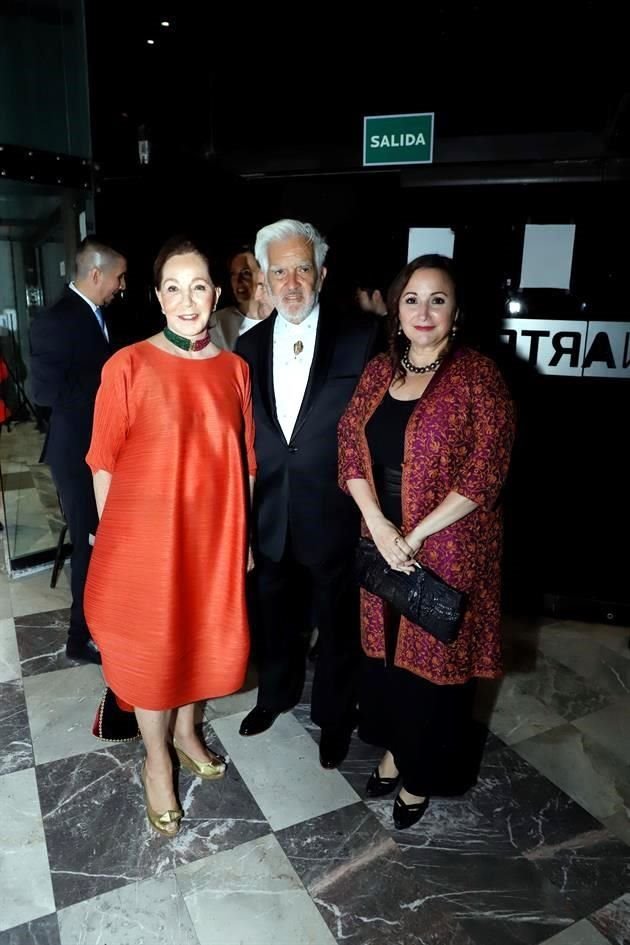 Ximena Subercaseaux, Ernesto Canales y Verónica González