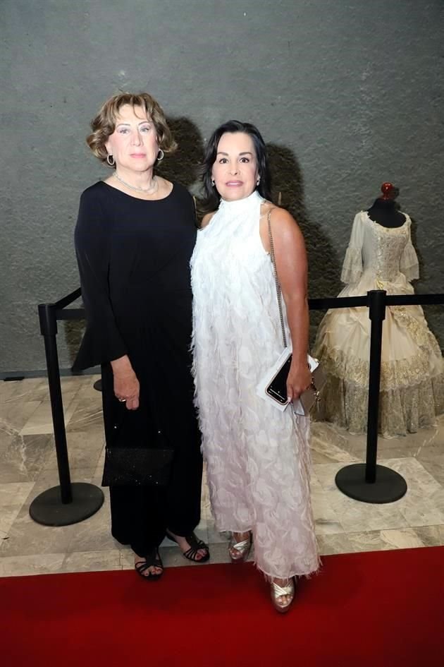 Martha Elena Garza y Maye Garza