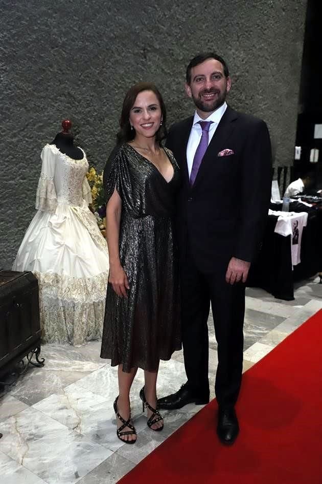 Vivianne Clariond de Piccolo y Luca Piccolo