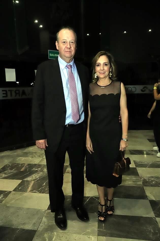 Luis David Ortiz y Maricarmen Martínez de Ortiz