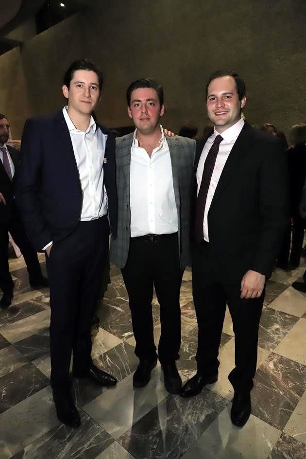 Eugenio Jaime, Salvador González y Santiago Canales