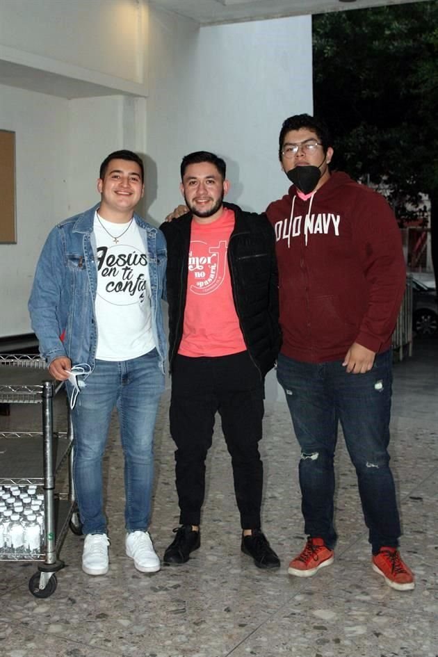 Alex Santos, Adrián Garza y Pedro Palacios