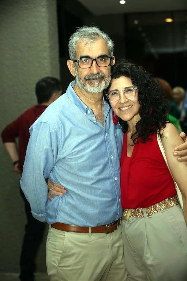 Salvador Díaz y Maricela Ibarra