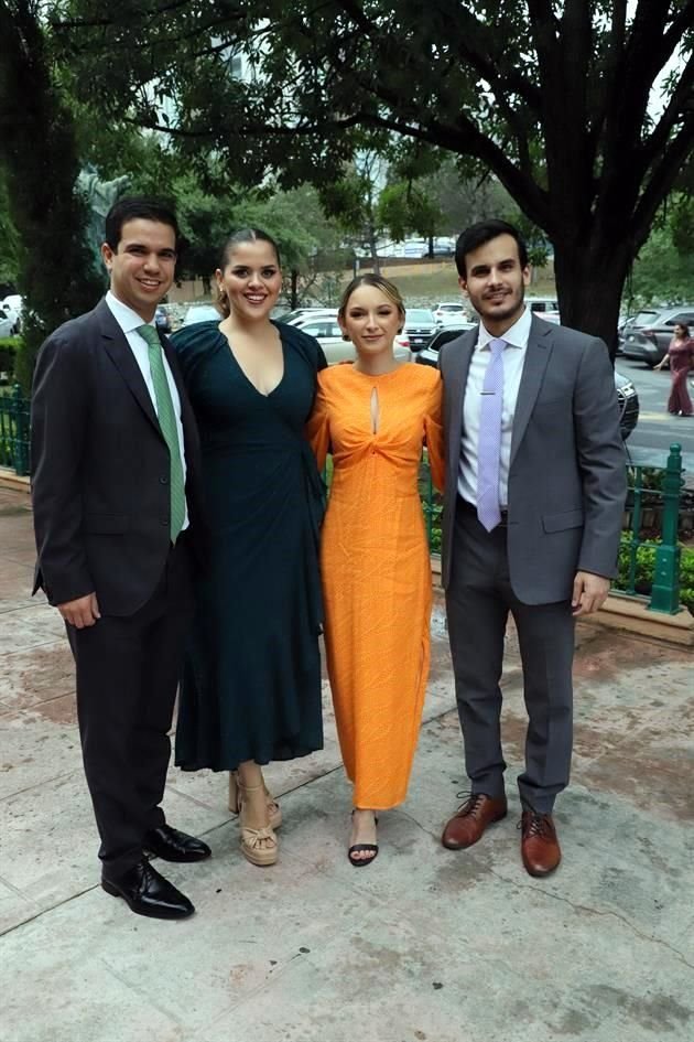Patricio Llaguno, Mariana Fermín, Brianda Chávez y Carlos Pérez