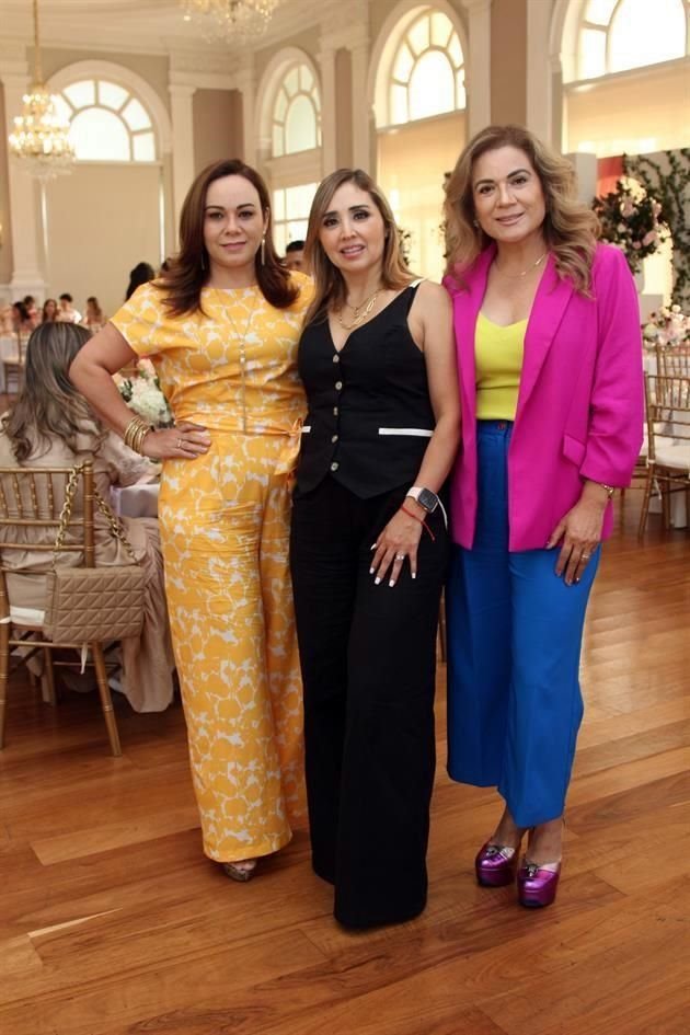 Verónica Larios, Candy de Guajardo, Carmen Garza de González