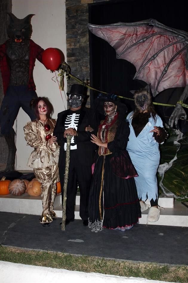 Michel Hernández de Treviño, Ana Bertha Silva de Hernández, Arturo Hernández, Suheidi Hernández de Almazán,