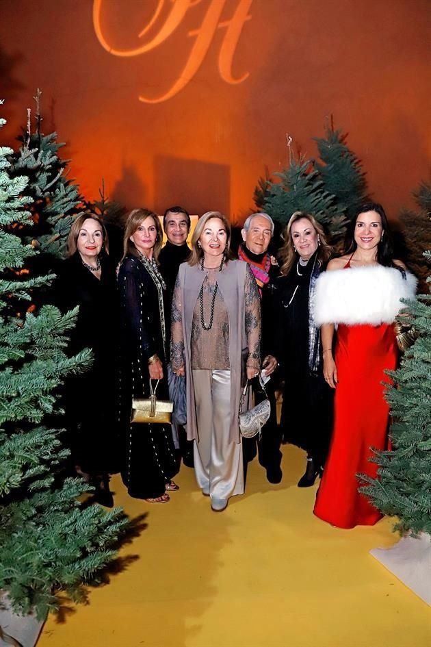 Blanca Melo de Sotomayor, Sonia Marcos, Felipe Cázares, Liliana Melo de Sada, Esteban Matiz, Catalina Farías y Lorenia Canavati