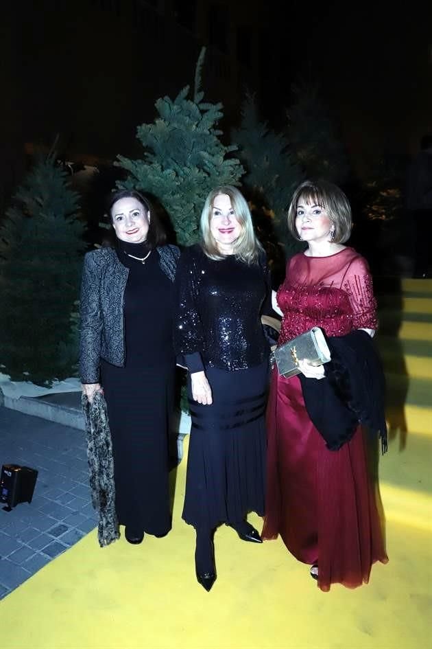 Marina de Fox, Patricia González y Ana María Menchaca