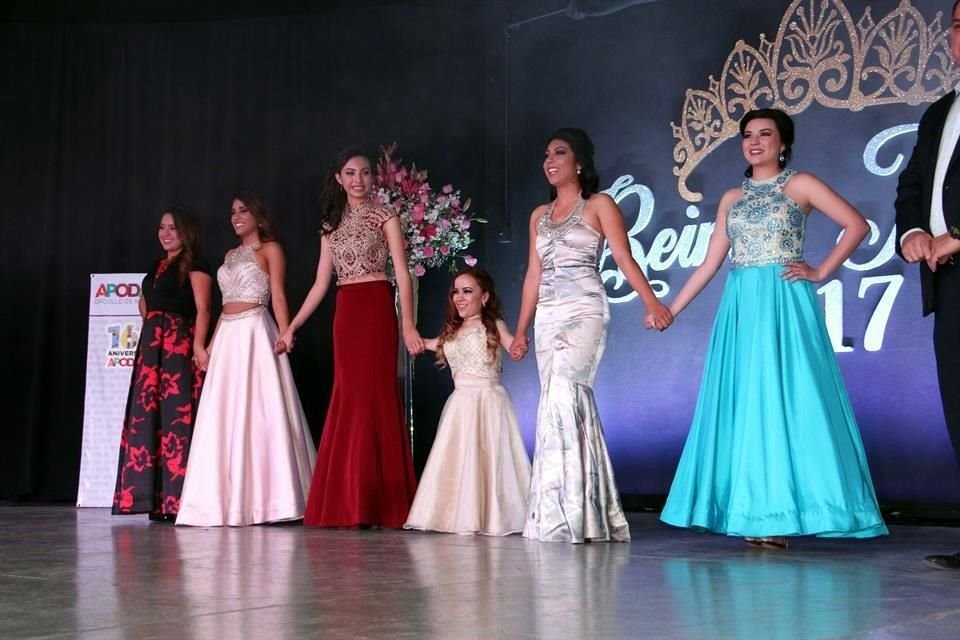 Angélica Reséndiz, Shiadani Itzel Martínez, Mónica Valentina  Herrera, Carolina Villarreal, Ariadna Alvarado y Diana Lucía Ayala