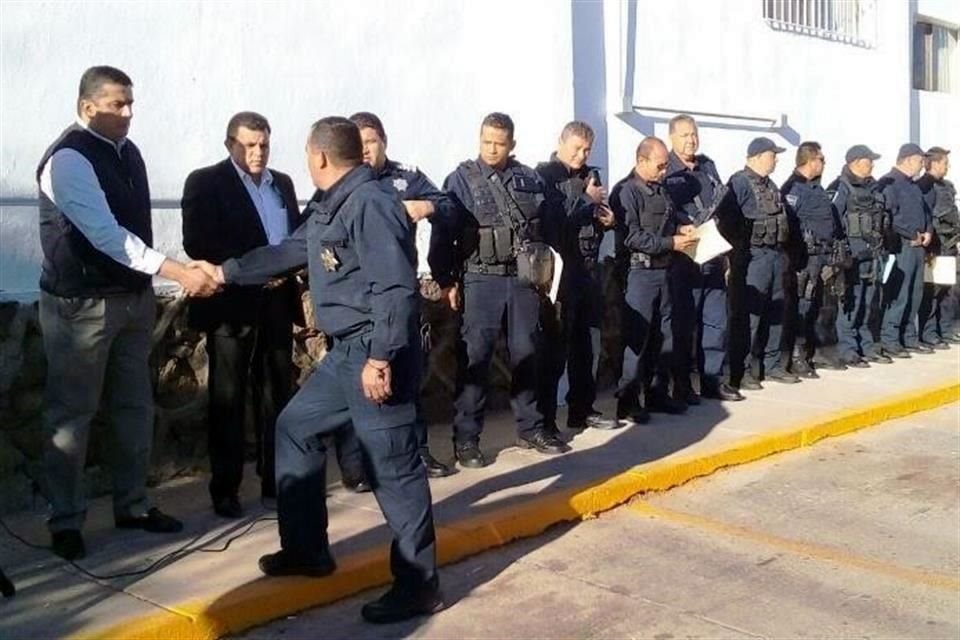 Diez mandos de la Policía Estatal Único asumieron el control de la seguridad en el Municipio chihuahuense de Cuauhtémoc.