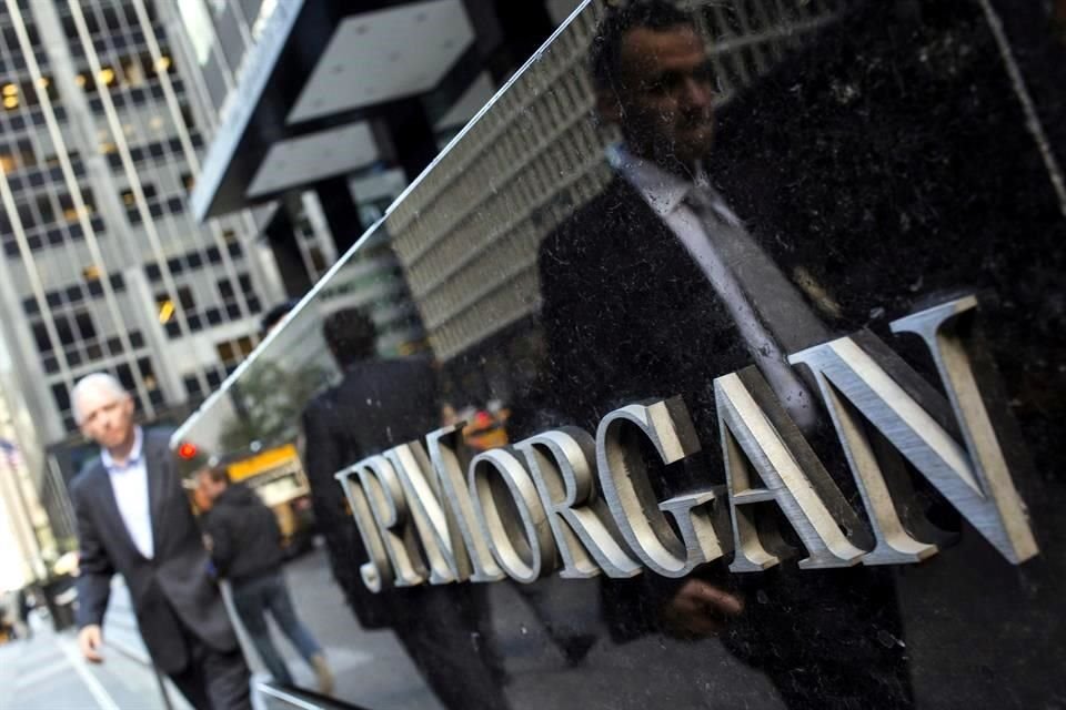 La venta se produce un día después de que JPMorgan informara sólidos resultados para el primer trimestre.