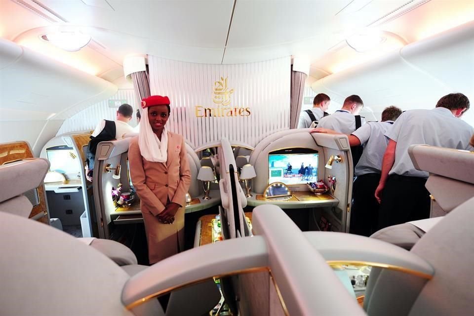 Emirates es considerada una de las cinco mejores aerolíneas en el mundo.