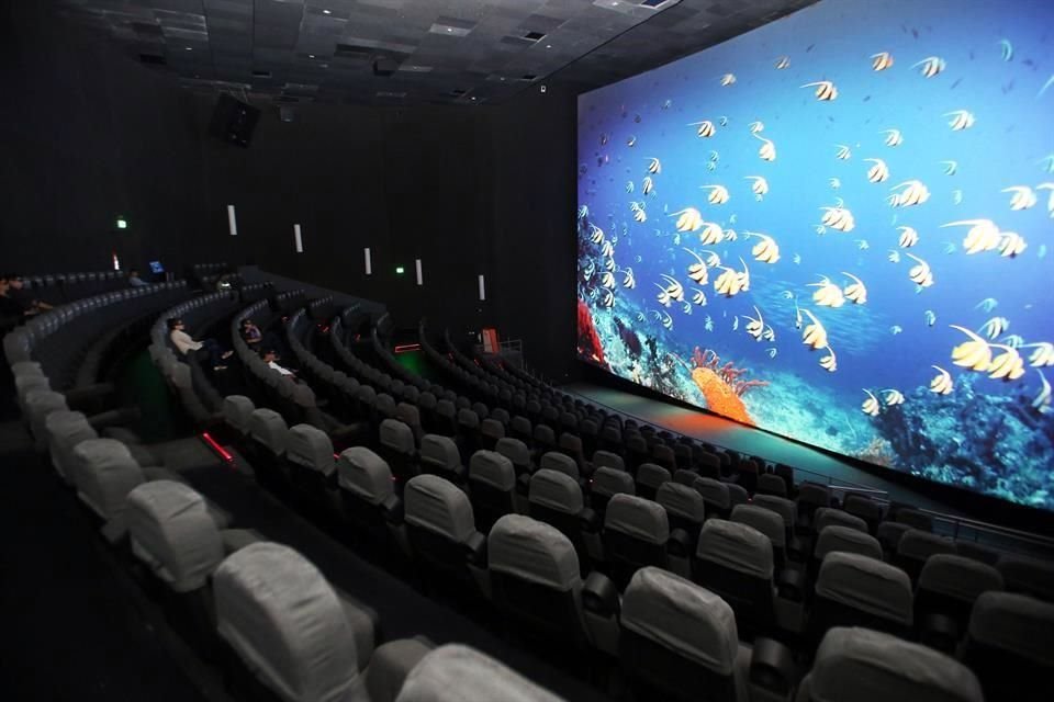 La megapantalla IMAX 3D es la primera con tecnología láser en América Latina.