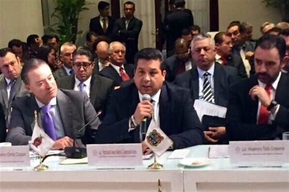 El Gobernador de Tamaulipas particip en la reunin de la Comisin Nacional de Gobernadores (Conago) realizada en la Ciudad de Mxico.