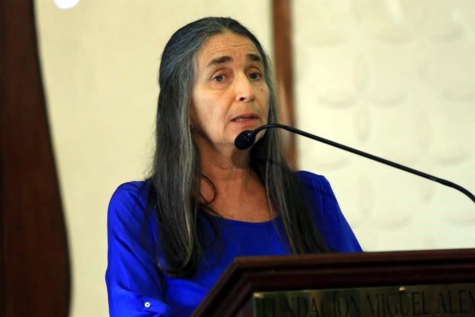 La investigadora Julia Carabias consideró que, en vez de atacar, el Presidente debe resolver la demanda de la empresa Calica.