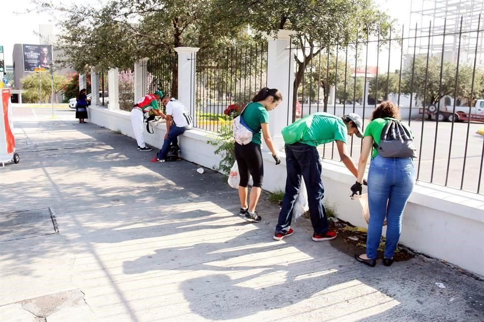 También hubo 'limpias' en el Ejido Guitarritas del Parque Ecológico La Huasteca, en calles de San Nicolás y en Universidades.