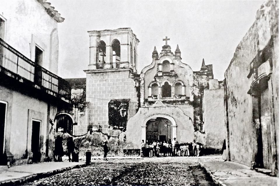 La antigua calle del Ojo de Agua (hoy Zaragoza) terminaba hacia el sur en el Templo de San Francisco.