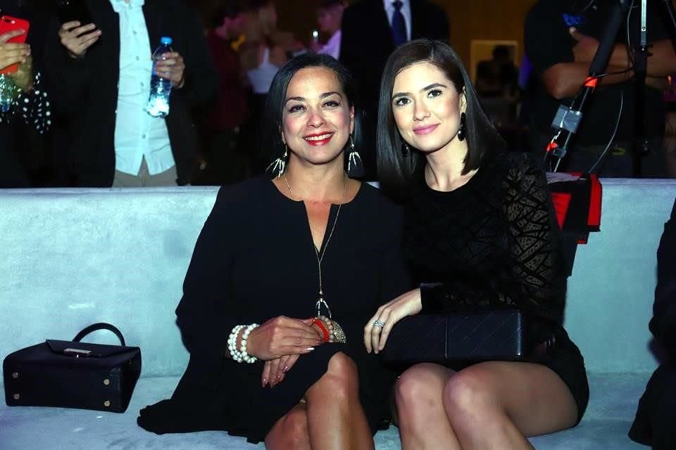 Mireya Montemayor de Pérez Salinas y Ariane Galacini de Pérez Salinas