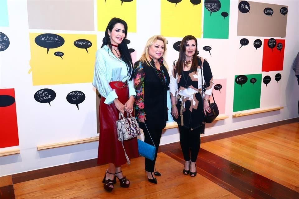 Martha de Ruiz, Marina Benavides y Marlene Dávila