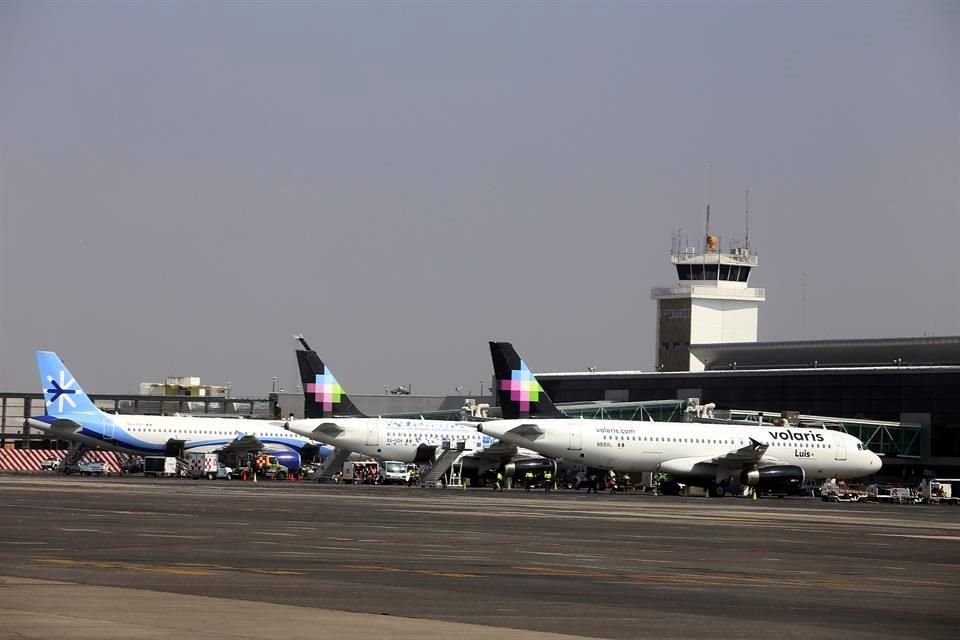 Tanto la IP como el Gobierno estatal han demandado la construccin de la pista 2 del Aeropuerto de Guadalajara.