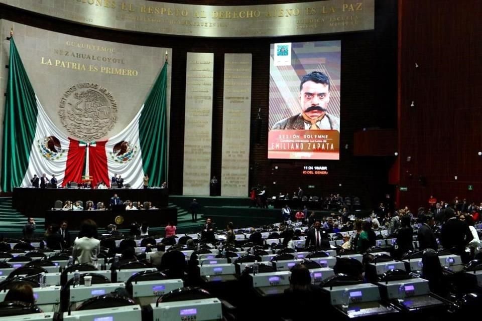 En la Cmara de Diputados se realiza una sesin solemne con motivo de la conmemoracin del centenario luctuoso de Emiliano Zapata.
