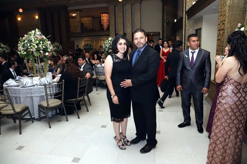 Myriam de Mendoza y Guillermo Mendoza