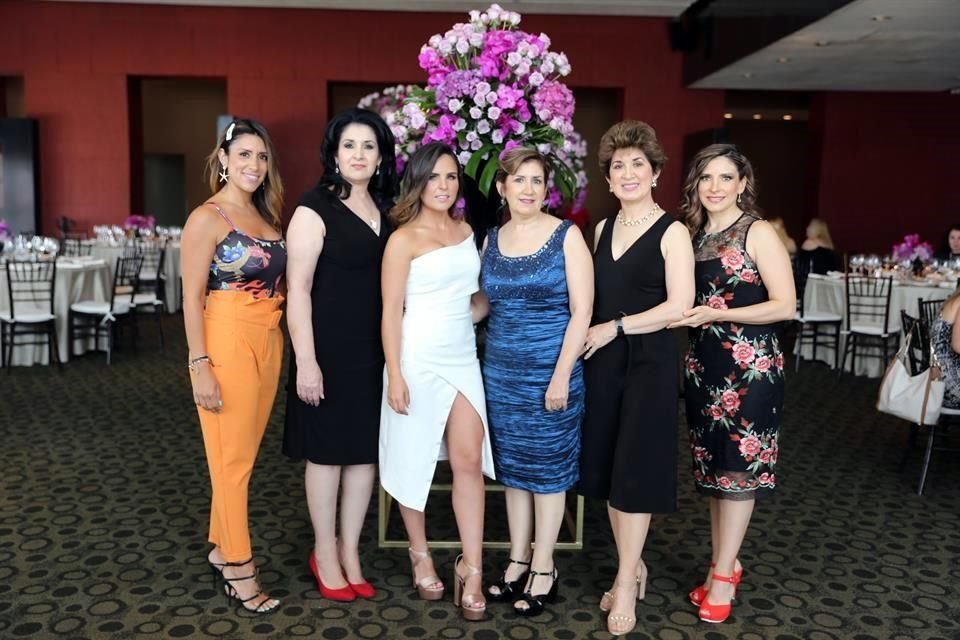 Diana Muñoz, Diana de Muñoz, Mariana Bulnes, Rosa Adalia Cantú de Garza, Aleida Cantú y Liliana Garza
