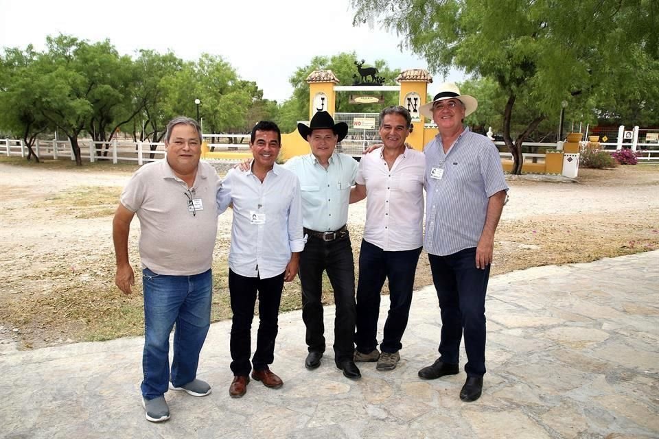 Rodolfo Silva, Luis Fernando Martínez, Jorge Montemayor, Eugenio Dávila y Adrián Martínez