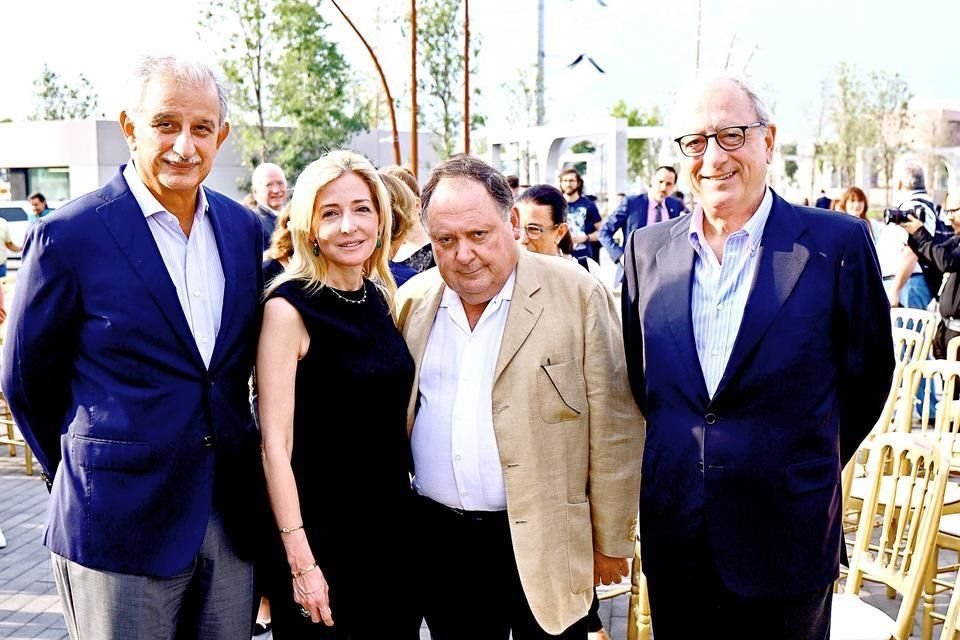 José de Jesús Valdez, Bárbara Herrera de Garza, Armando Garza y Paulino J. Rodríguez Mendivil