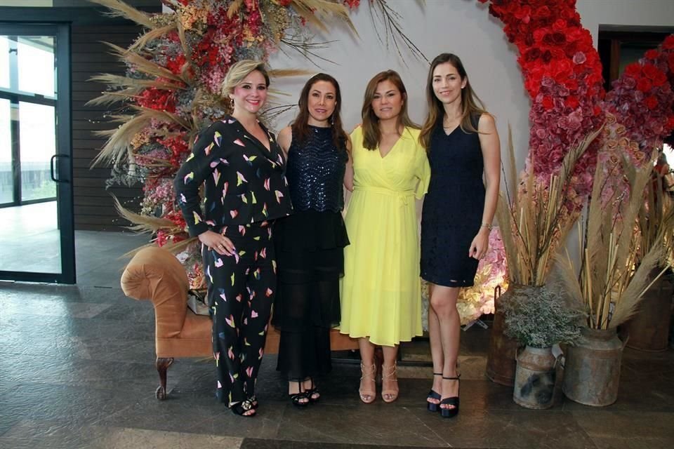 Gaby Vallejo, Laura López, Gaby Beléndez y Liliana Flores
