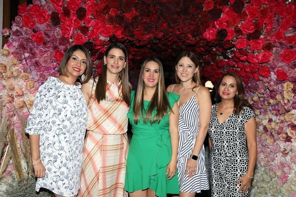 Marialma Ponce, Lety Treviño, Aidé Ríos, Sonia Jiménez y Mónica Bravo
